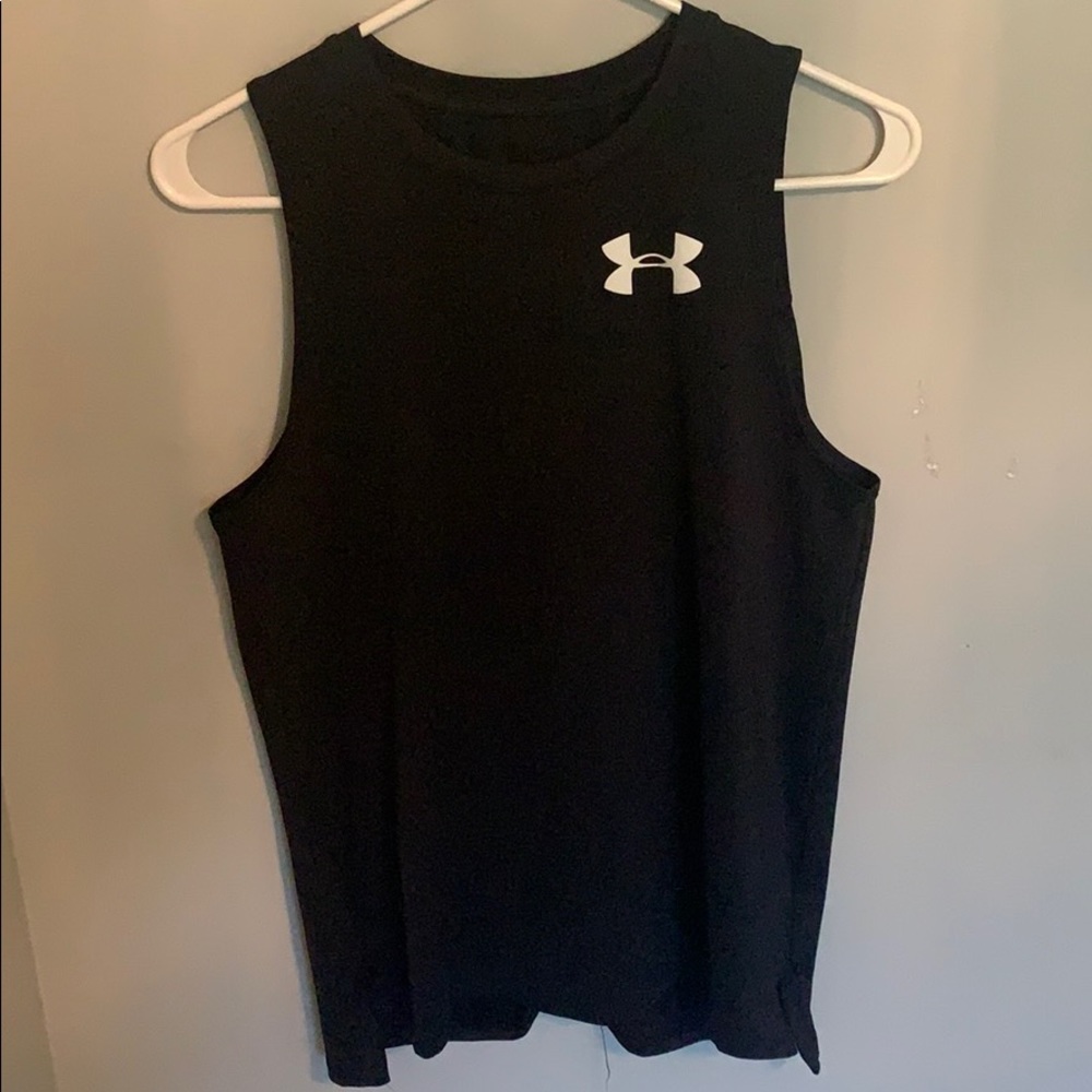 athletic tank top
